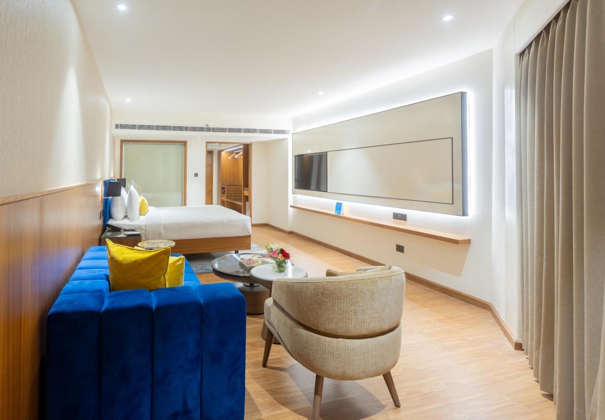 Super Deluxe Double or Twin Room on Food & Beverage services Enjoy Happy Hours 11 on Alcoholic Beverages 11AM 11PM Early Check Late Checkout upto 3 hrsSAV