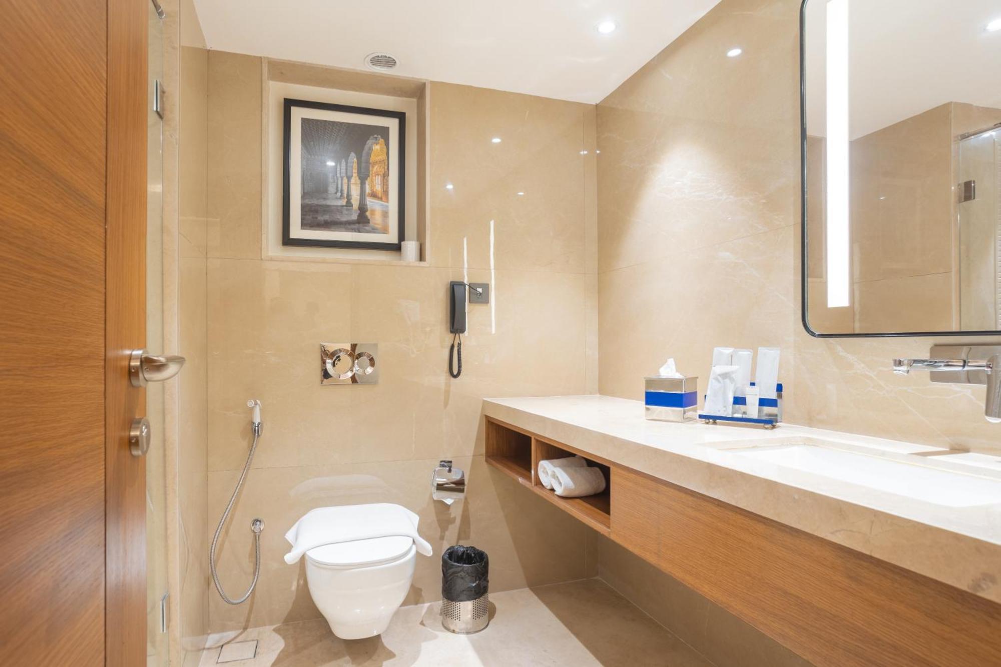 Super Deluxe Double or Twin Room on Food & Beverage services Enjoy Happy Hours 11 on Alcoholic Beverages 11AM 11PM Early Check Late Checkout upto 3 hrsSAV