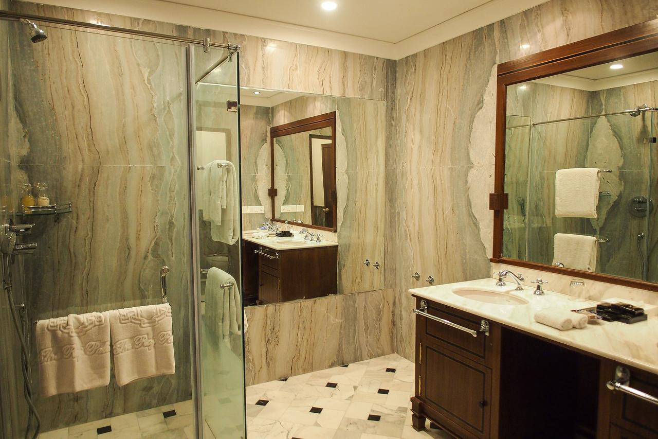 Premier Room