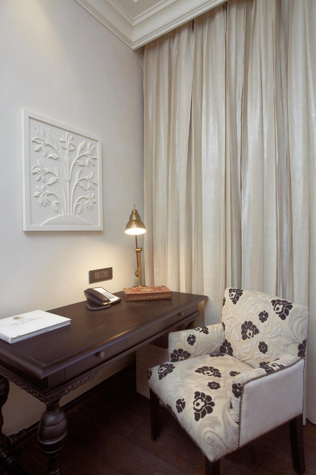 Deluxe Room Twin Non Smoking2 complimentary craft beers or signature cocktail at Anjum per room per Happy Hours Buy 1 1 at Anjum Bar on Select beverages on Food & Soft Beverage Laundry Set couple at ZarinINR 50